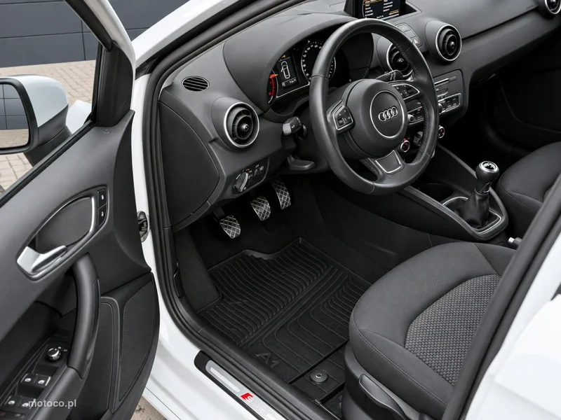 Audi A1 8X 5
