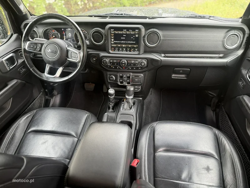 Jeep Wrangler 14