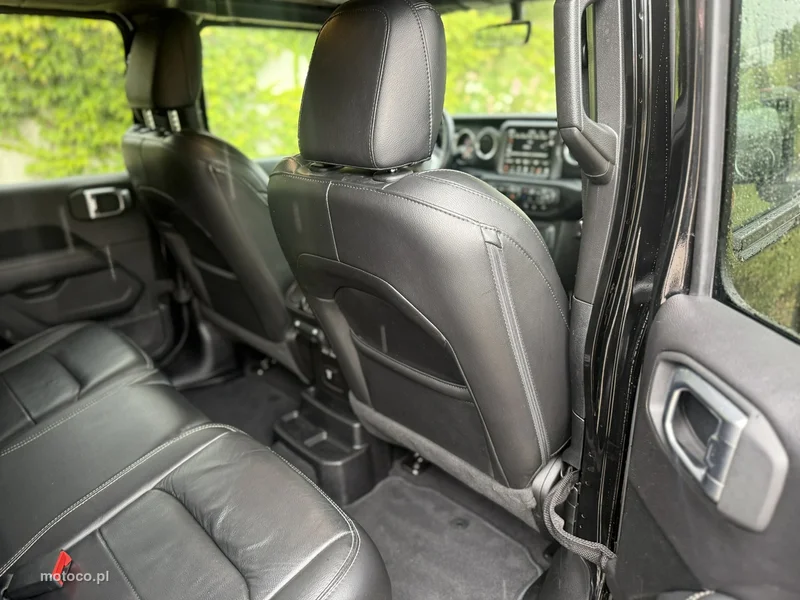 Jeep Wrangler 15