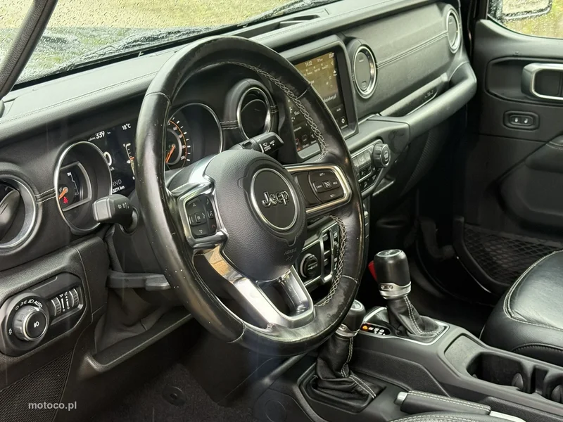 Jeep Wrangler 18