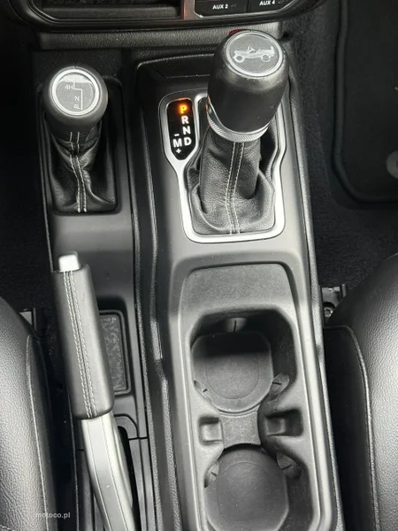 Jeep Wrangler 27