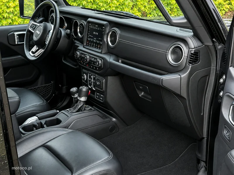 Jeep Wrangler 6