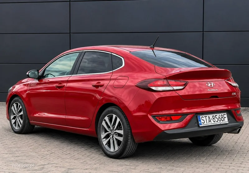 Hyundai i30 4