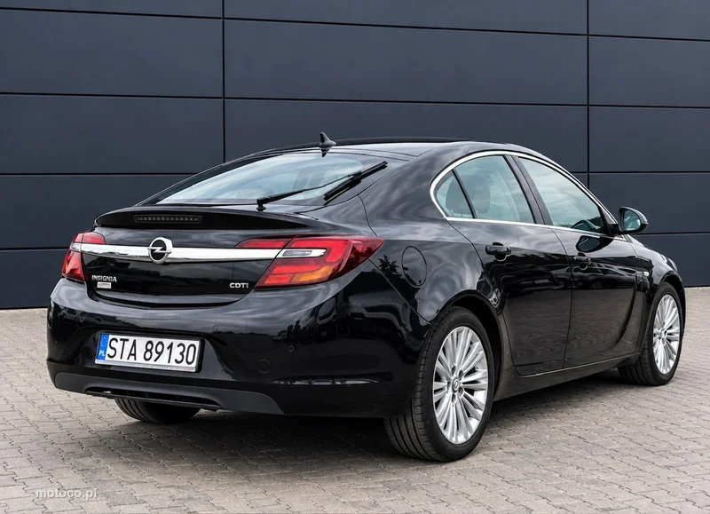 Opel Insignia A 8