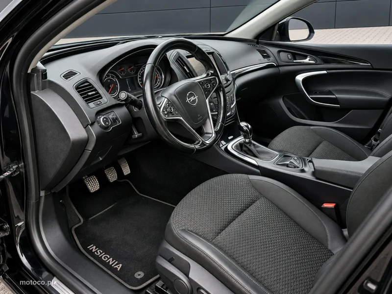Opel Insignia A 10