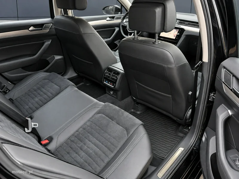 Volkswagen Passat B8 9