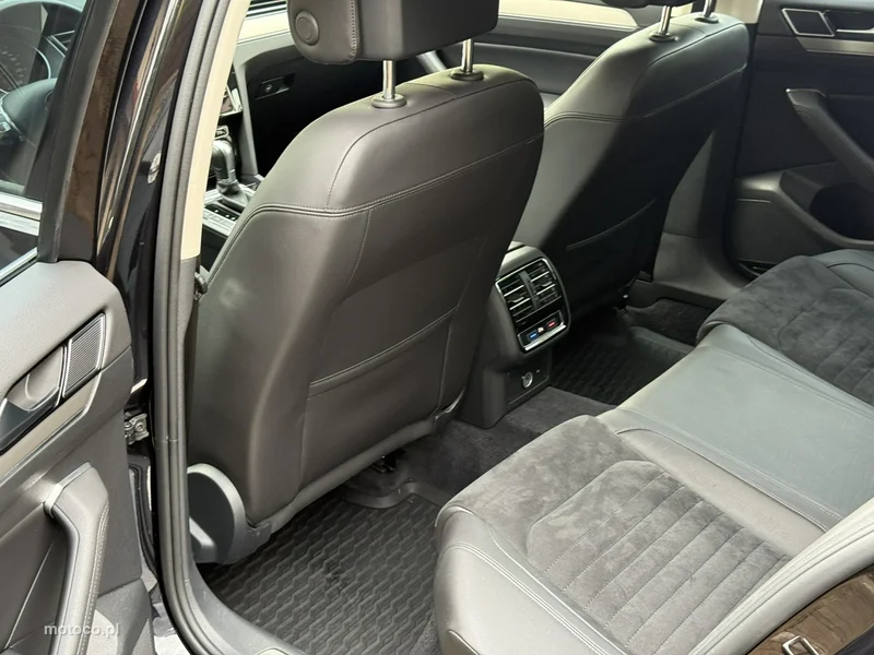 Volkswagen Passat B8 9