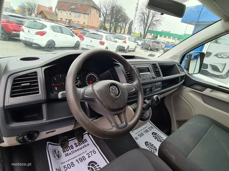 Volkswagen Transporter 12