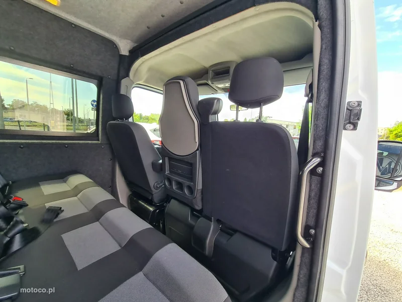 Nissan Interstar 21