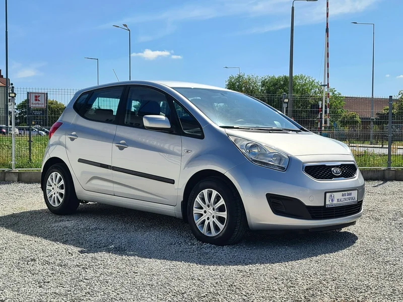 Kia Venga 8