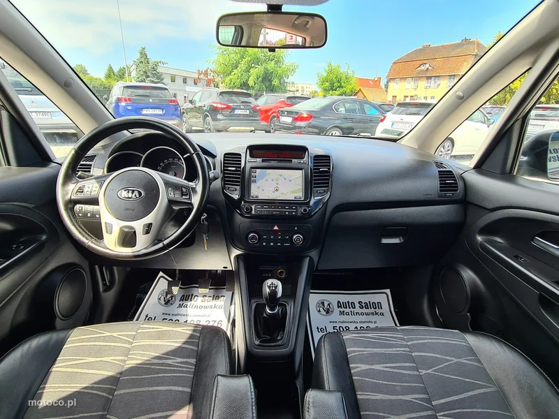 Kia Venga 12