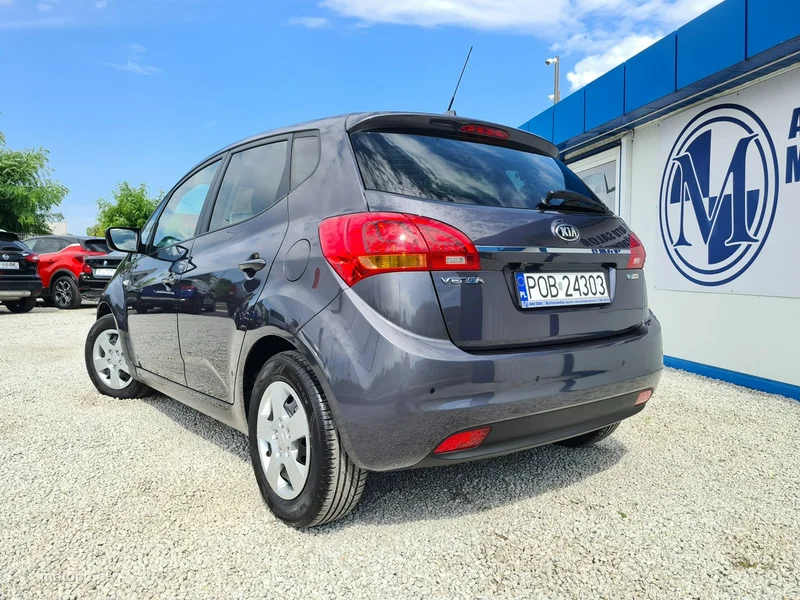 Kia Venga 5