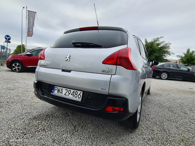 Peugeot 3008 8