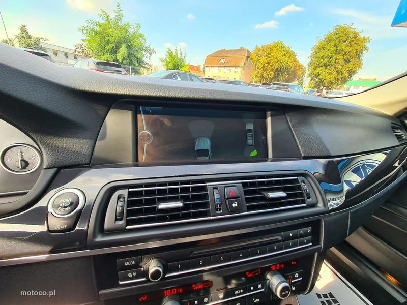 BMW Seria 5 F10 520 13