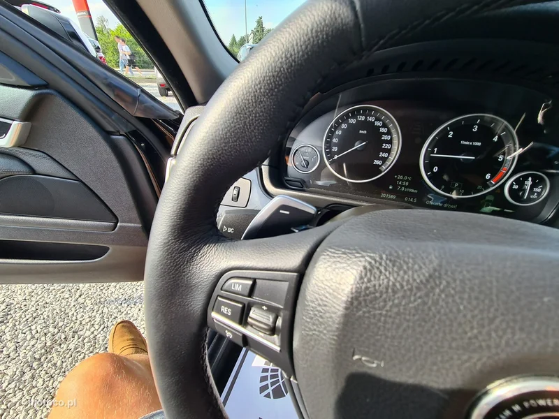BMW Seria 5 F10 520 17