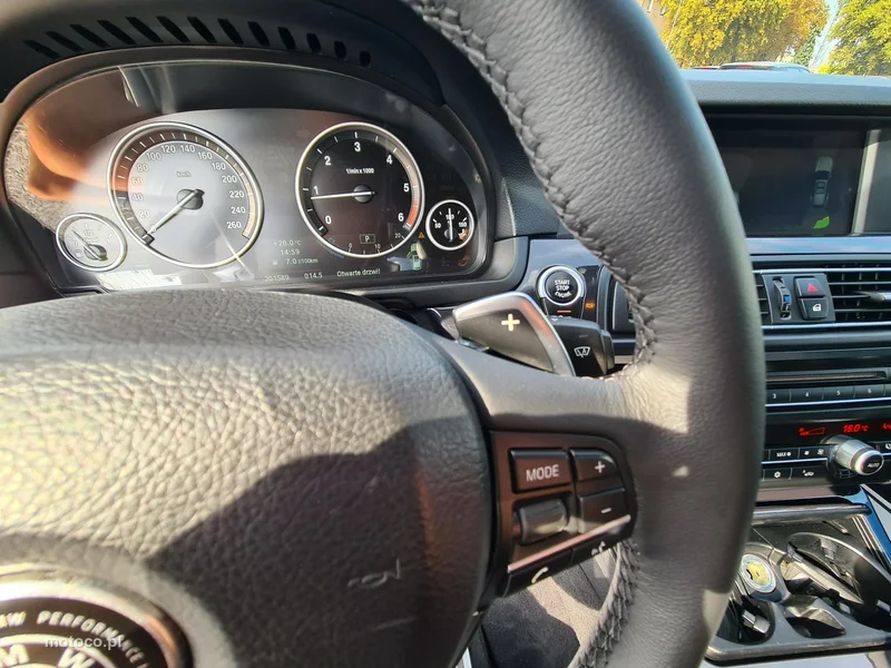 BMW Seria 5 F10 520 19