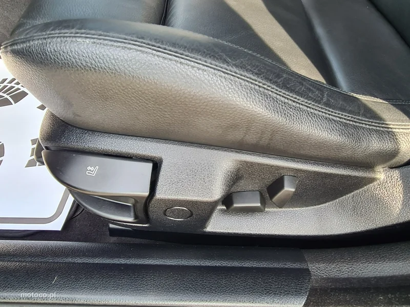 BMW Seria 5 F10 520 21