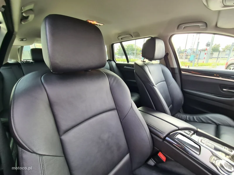 BMW Seria 5 F10 520 27