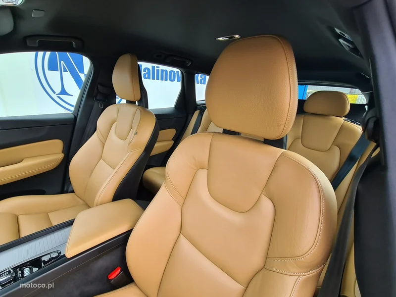 Volvo XC 60 22