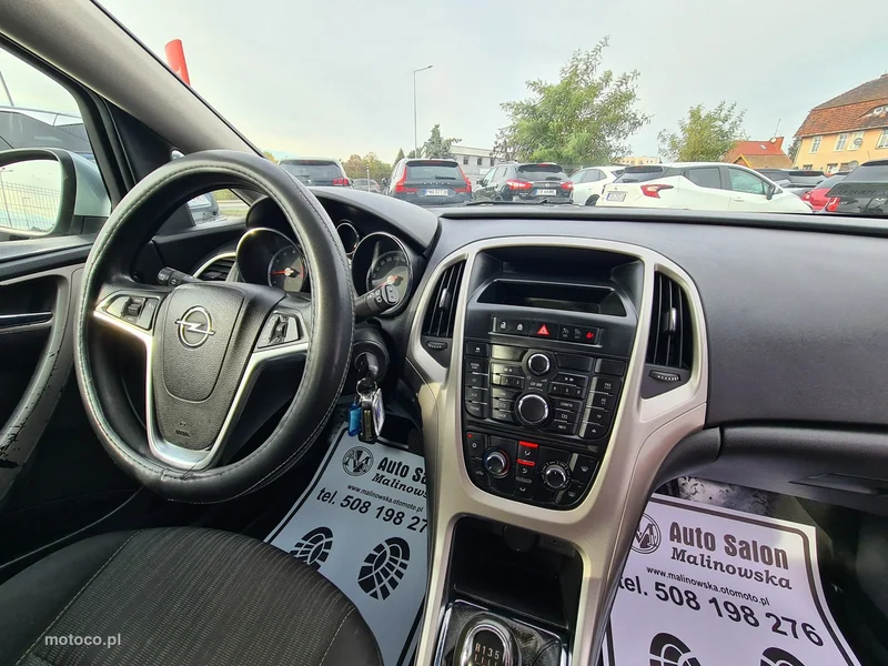 Opel Astra J 18
