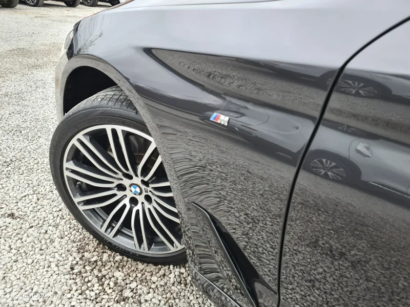 BMW Seria 5 G30 530 12