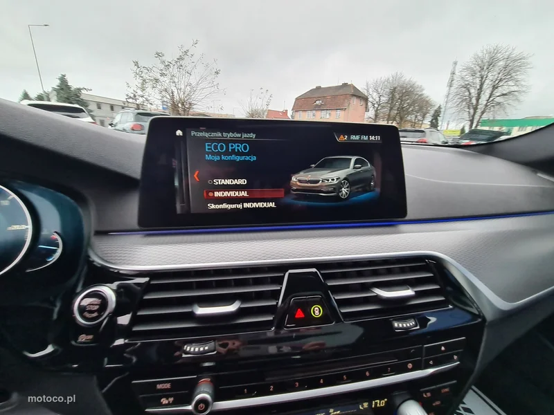 BMW Seria 5 G30 530 22