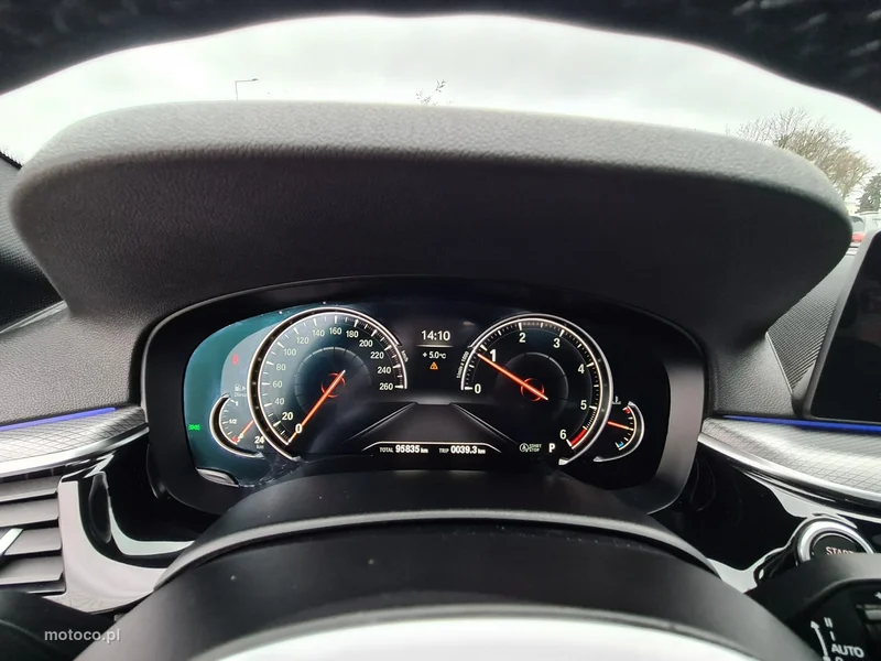 BMW Seria 5 G30 530 25