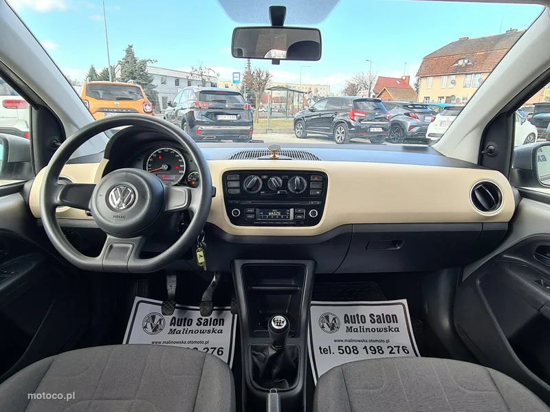 Volkswagen up! 11