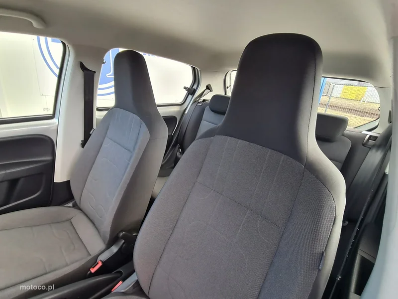 Volkswagen up! 18