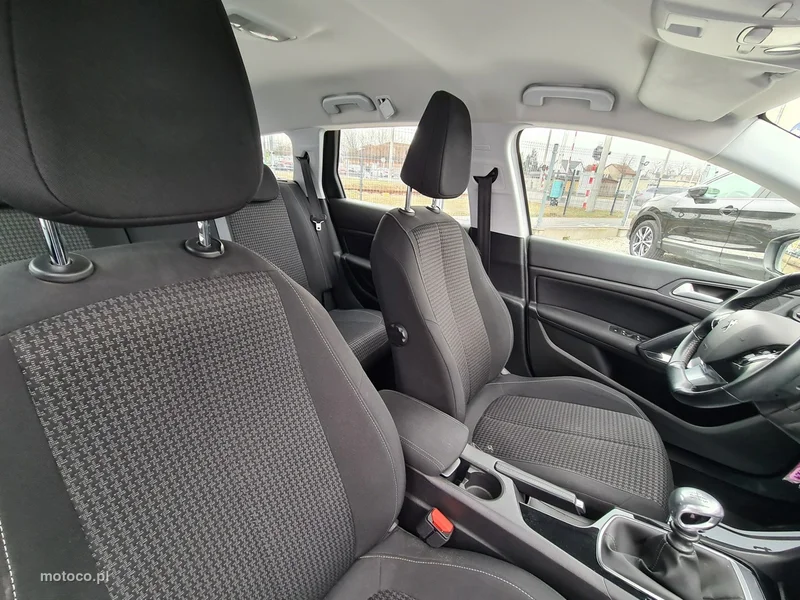 Peugeot 308 26