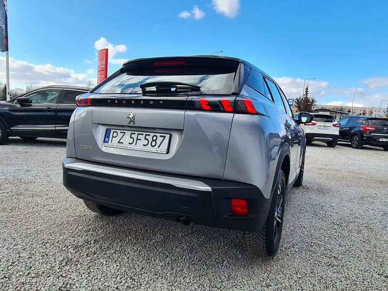 Peugeot 2008 10