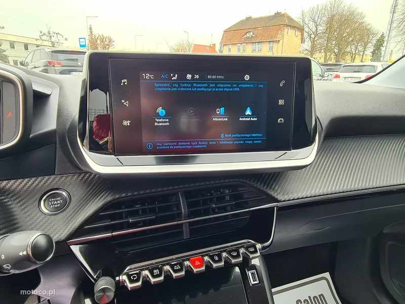 Peugeot 208 14