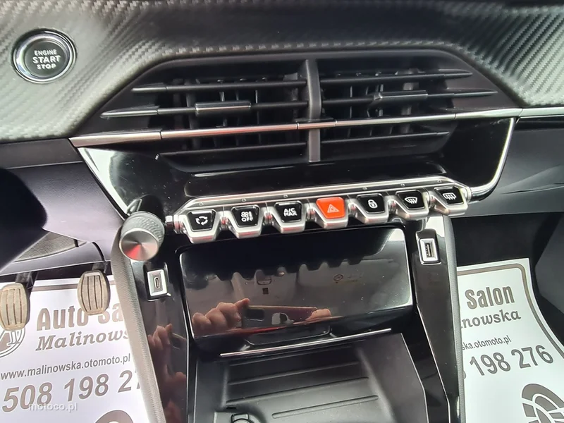 Peugeot 208 18