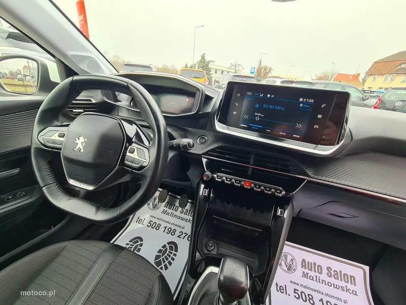 Peugeot 208 30