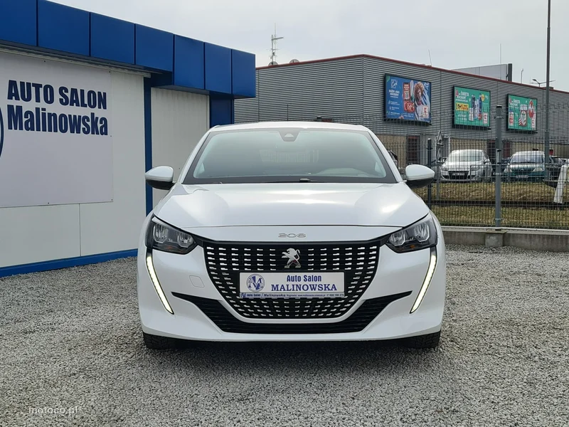 Peugeot 208 5
