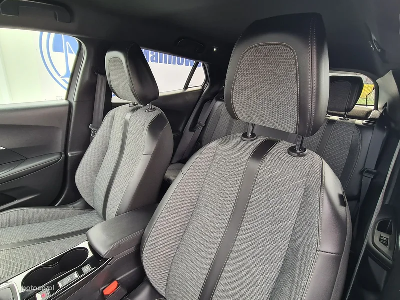 Peugeot 2008 25