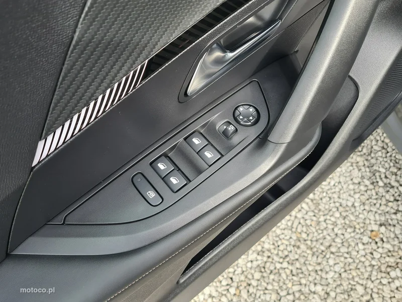 Peugeot 2008 31