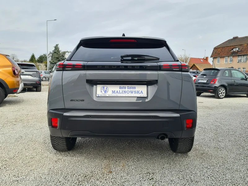 Peugeot 2008 6