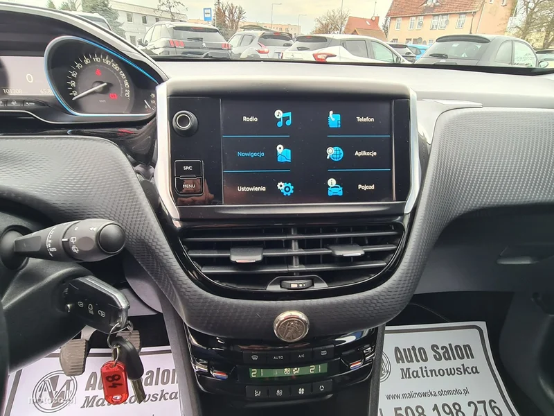Peugeot 2008 13