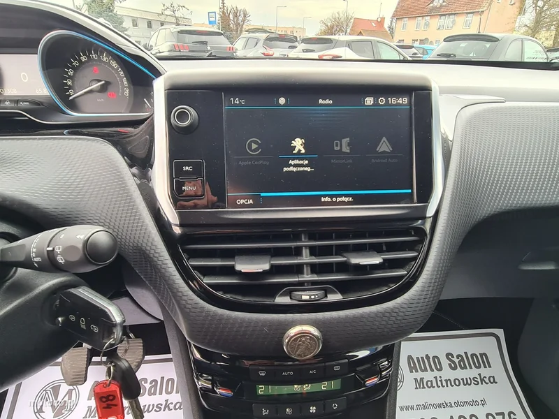 Peugeot 2008 16