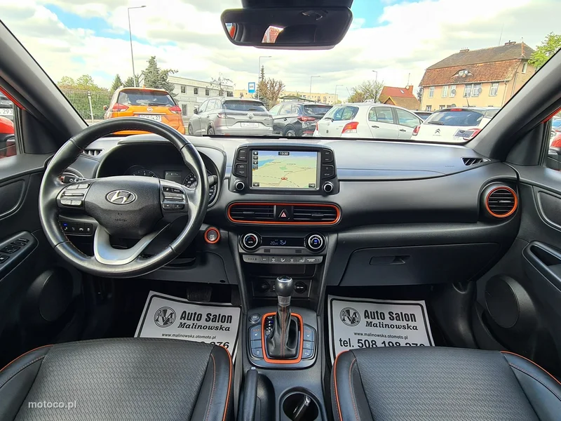 Hyundai KONA 11