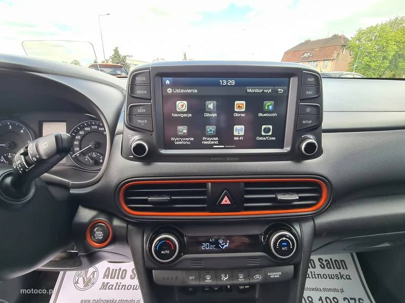 Hyundai KONA 15