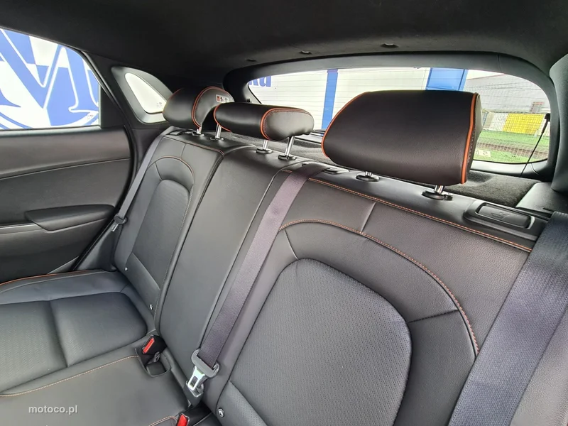 Hyundai KONA 28