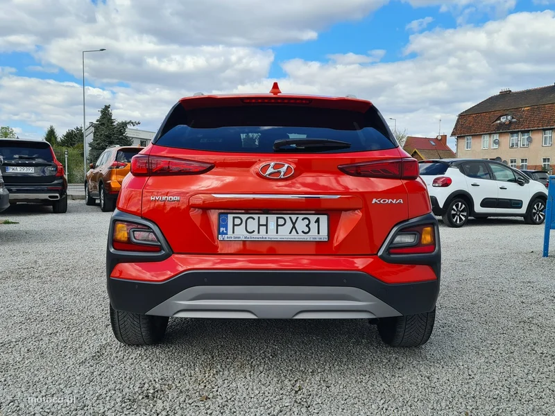 Hyundai KONA 6