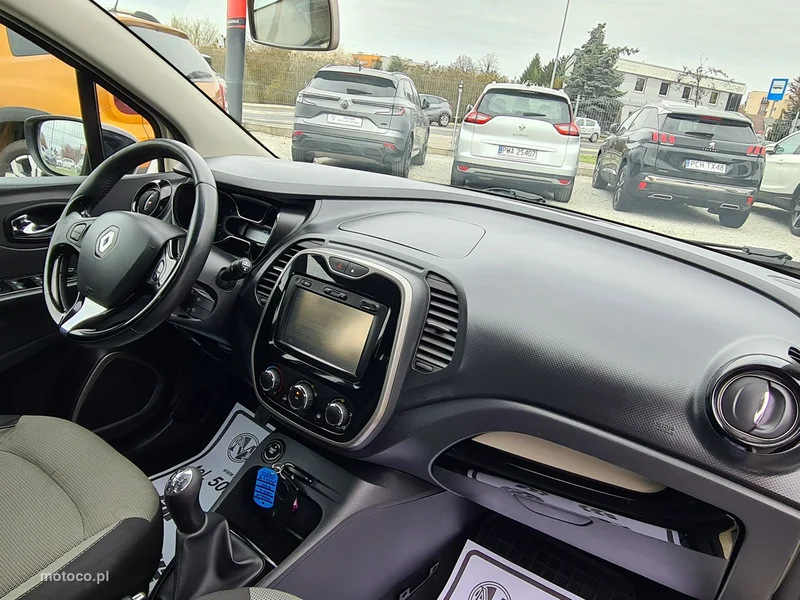 Renault Captur I 28
