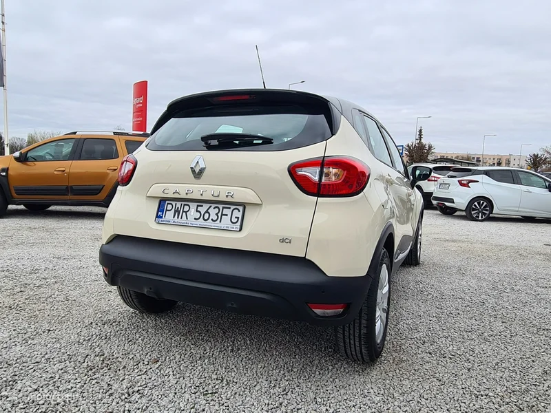 Renault Captur I 10