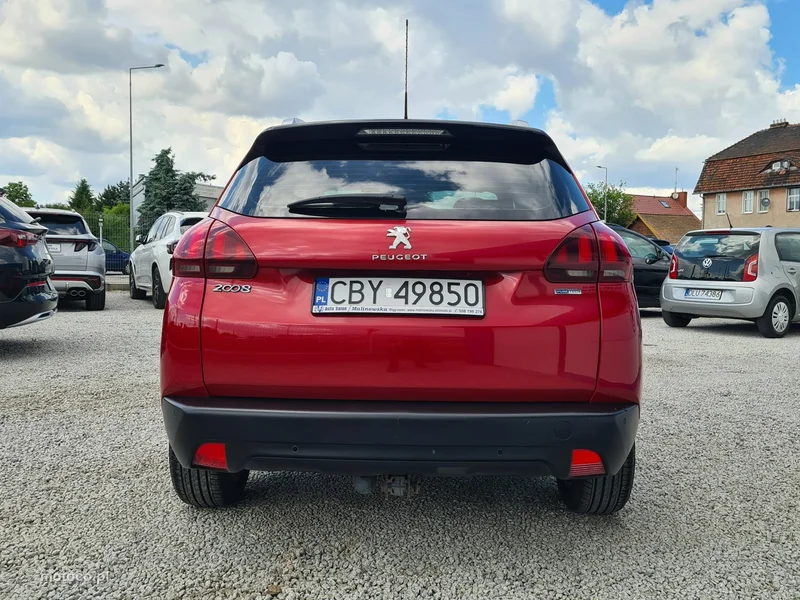 Peugeot 2008 6