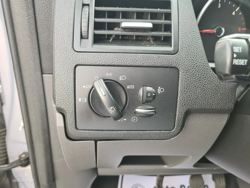 Ford Kuga I 17