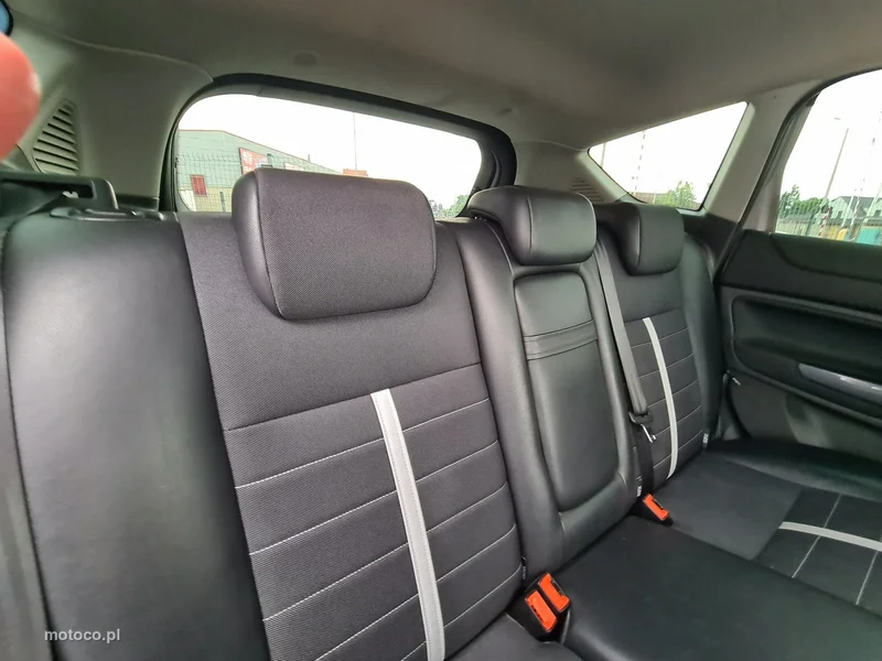 Ford Kuga I 26