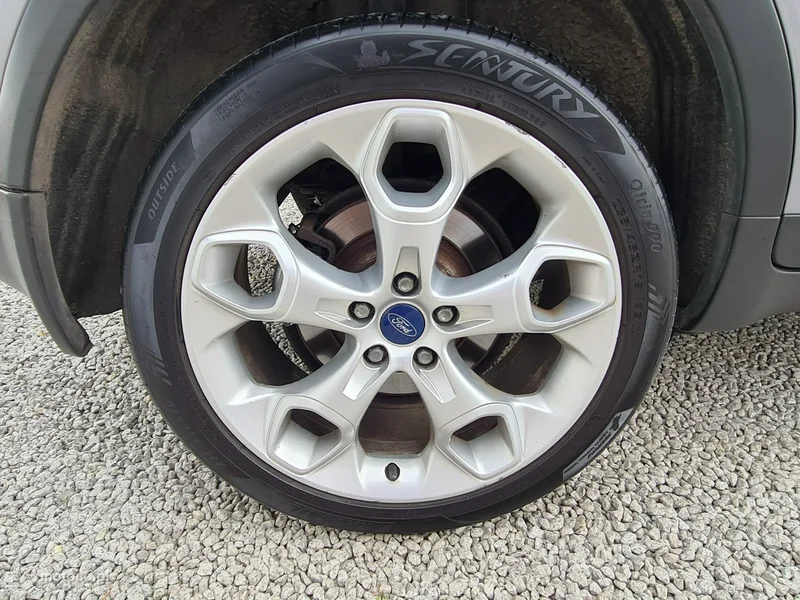 Ford Kuga I 30